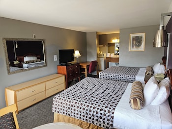 fullerton inn near medieval times