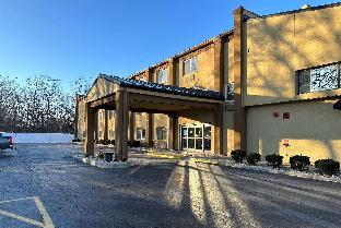 Americinn By Wyndham Woodstock Il,Dorr>>Chicago,3 star