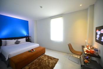 j hotel bandara soekarno hatta