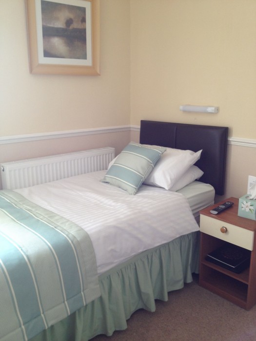 edgcumbe guest house adults only