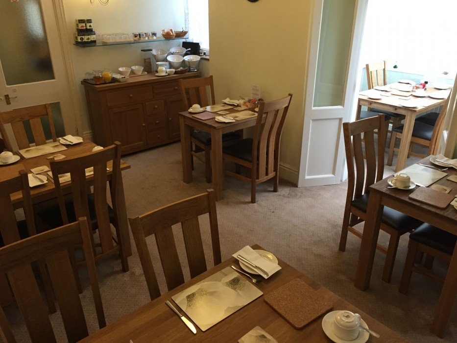 edgcumbe guest house adults only