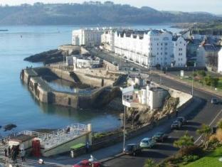 edgcumbe guest house adults only
