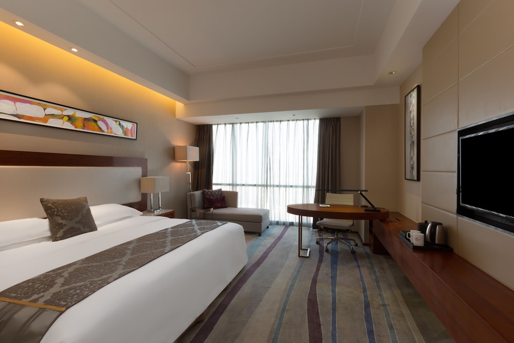 crowne plaza wuxi taihu by ihg