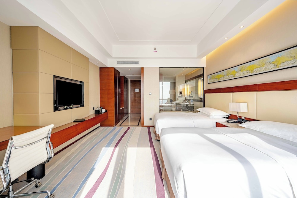 crowne plaza wuxi taihu by ihg