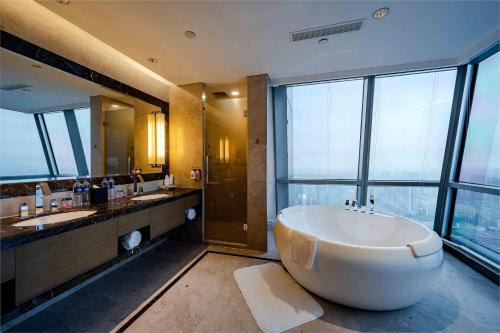 crowne plaza wuxi taihu by ihg