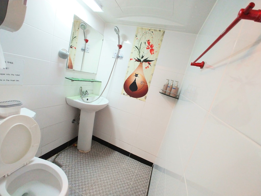 new gwangju guesthouse