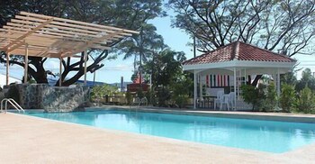 subic bay peninsular hotel