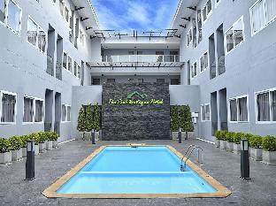 the peak boutique hotel