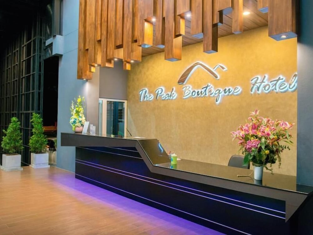 the peak boutique hotel