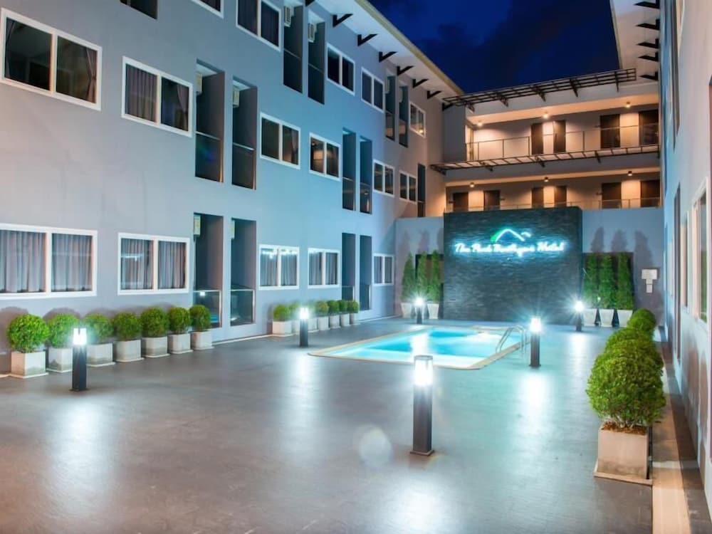 the peak boutique hotel