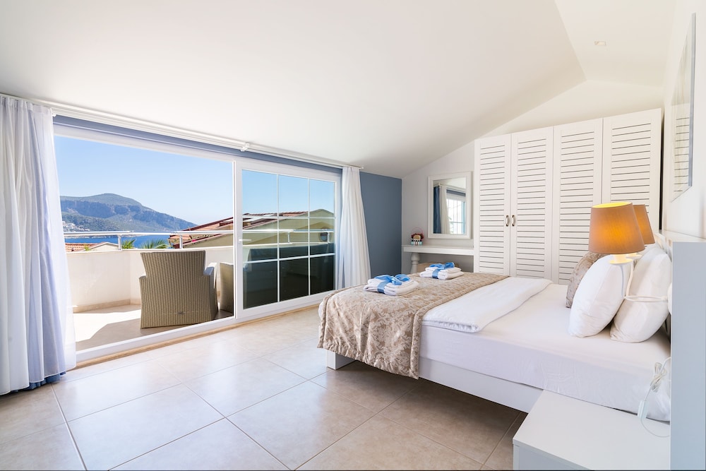 kalkan suites
