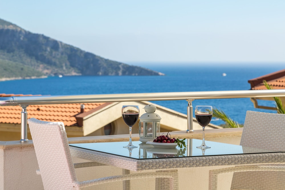 kalkan suites