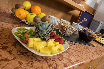 west point airport hotel