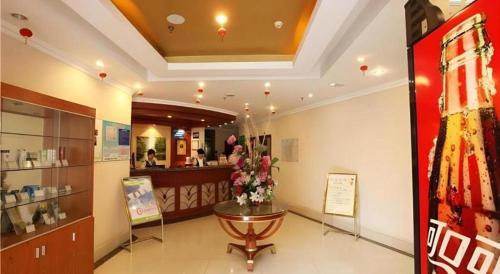 greentree inn zhenjiang center street no 1 peoples hospital express hotel
