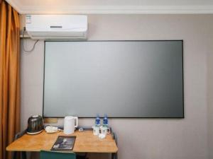 greentree inn zhenjiang center street no 1 peoples hospital express hotel