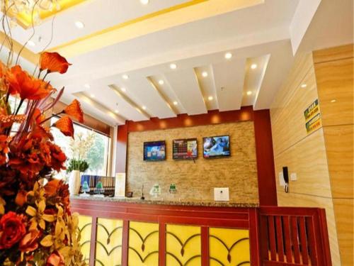 greentree inn zhenjiang center street no 1 peoples hospital express hotel