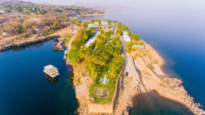 lake safari lodge