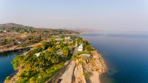 lake safari lodge