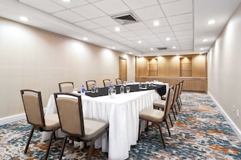 holiday inn miami west airport area an ihg hotel