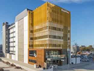 breakfree on cashel an accor hotel