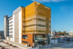 breakfree on cashel an accor hotel