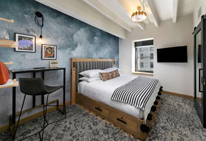 the wayfarer downtown la tapestry collection by hilton