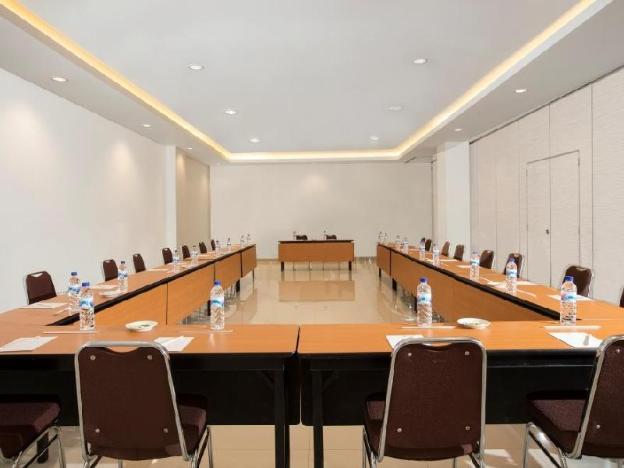 amaris hotel kupang