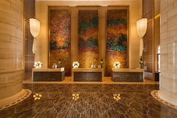 hilton yuxi fuxian lake