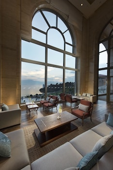 hilton yuxi fuxian lake