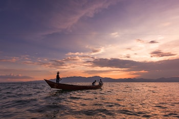 hilton yuxi fuxian lake
