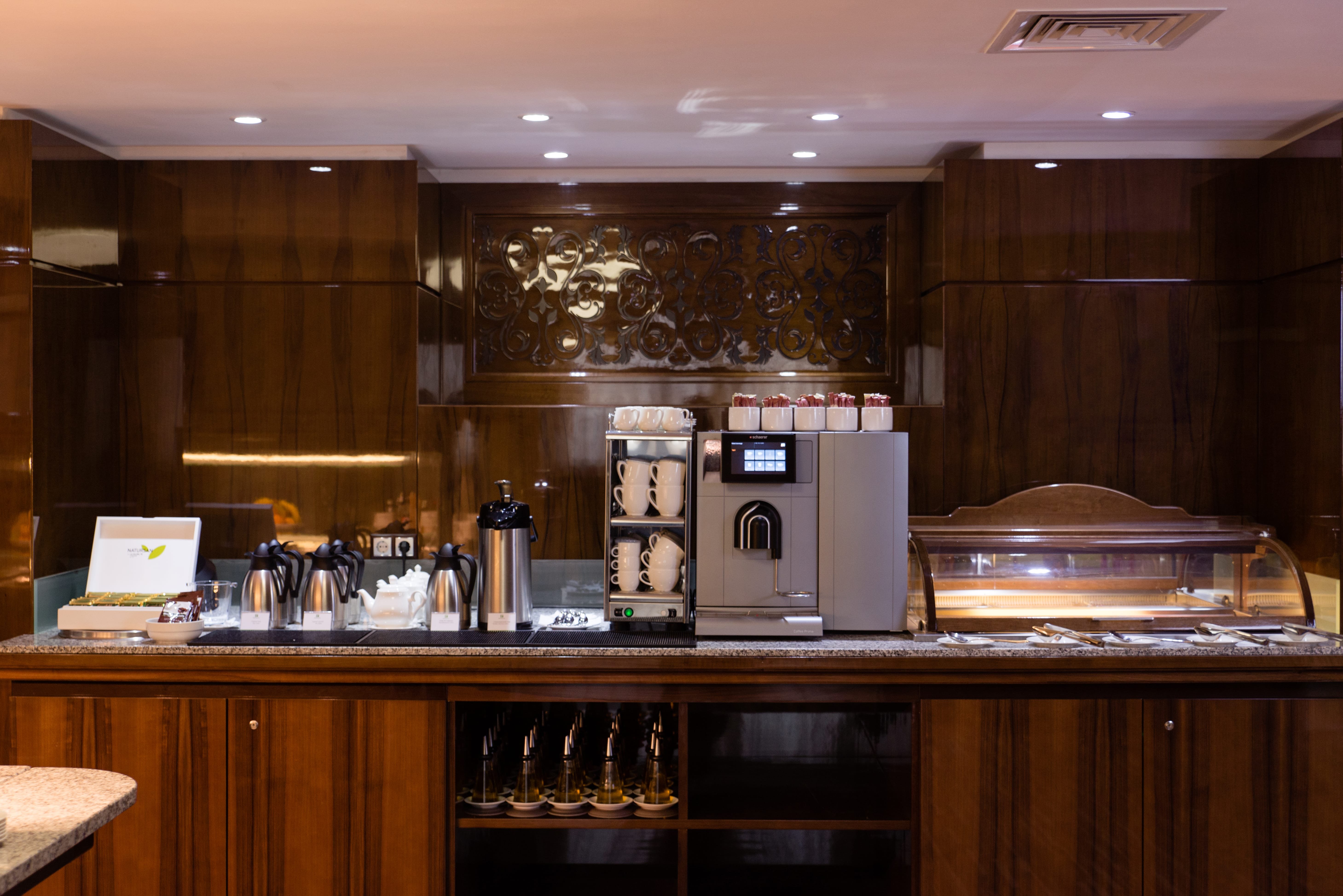 holiday inn aktau by ihg