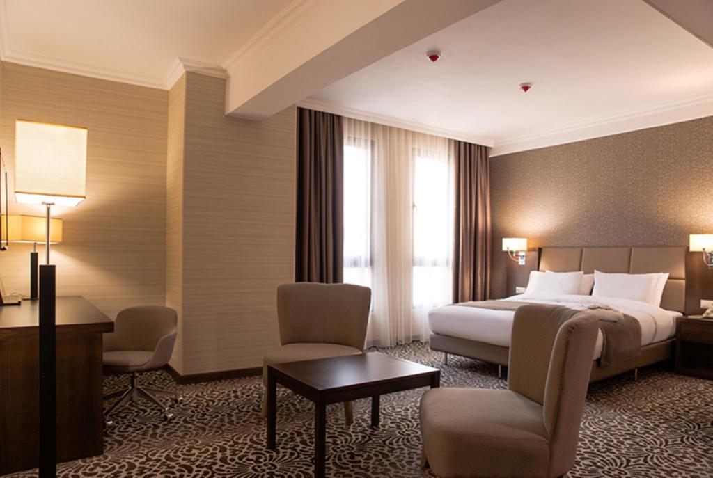 holiday inn aktau by ihg