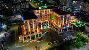 holiday inn aktau by ihg