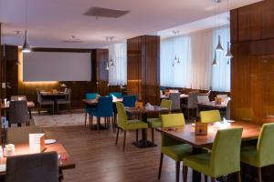 holiday inn aktau by ihg