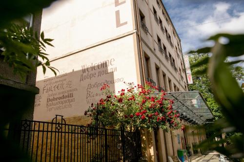 hotel niky