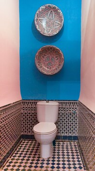 fes