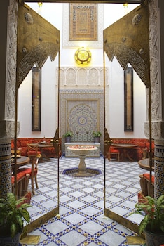 fes