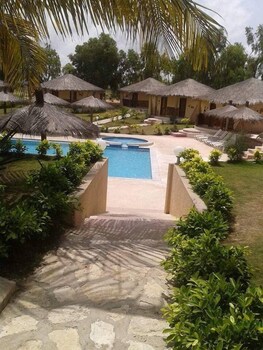 Hotel & Campement Du Lac Rose,Guediawaye>>Dakar,3 star