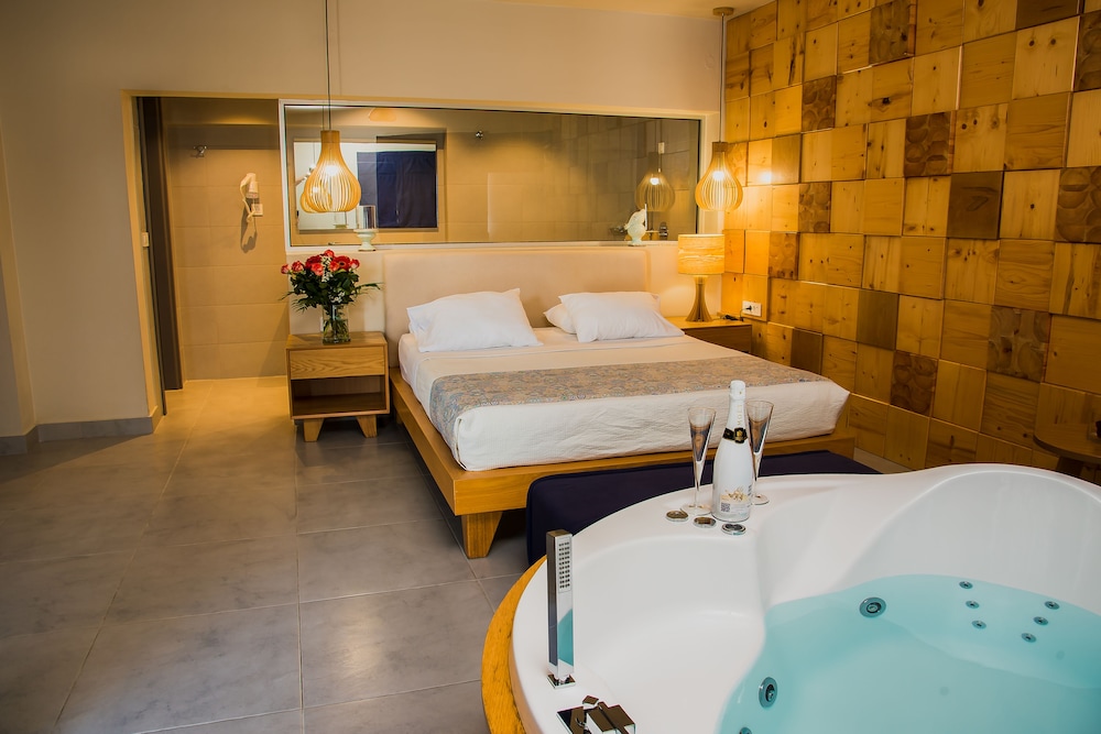 elia agia marina hotel