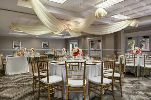 embassy suites by hilton los angeles downey