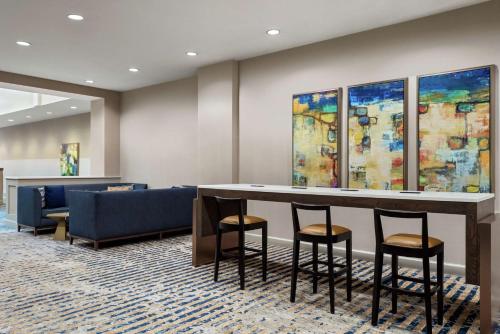 embassy suites by hilton columbus dublin