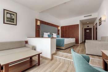 alua helios bay all inclusive