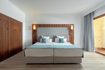 alua helios bay all inclusive