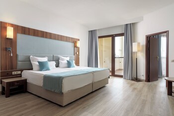 alua helios bay all inclusive