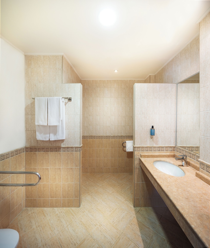 alua helios bay all inclusive