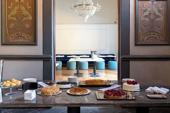 palacio julio hotel