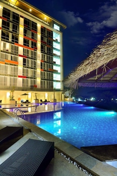 ascent premiere hotel and convention