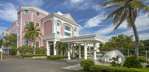 le beau max resort