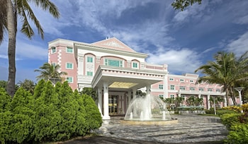 le beau max resort