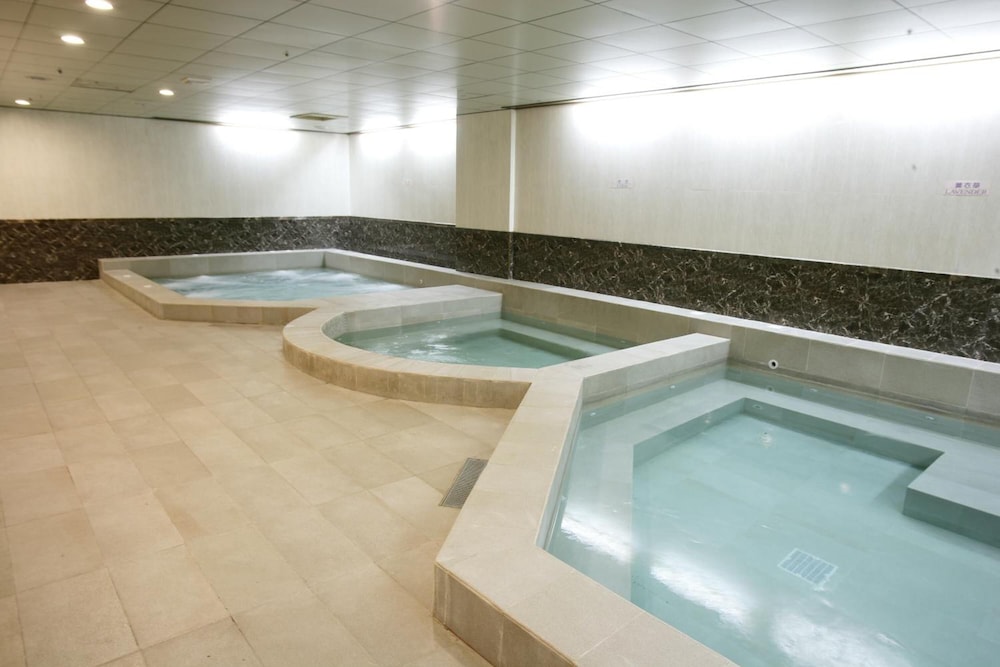 le beau max resort